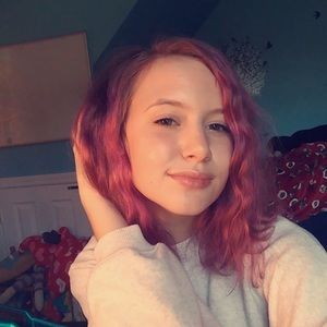 Meet your Posher, Leah